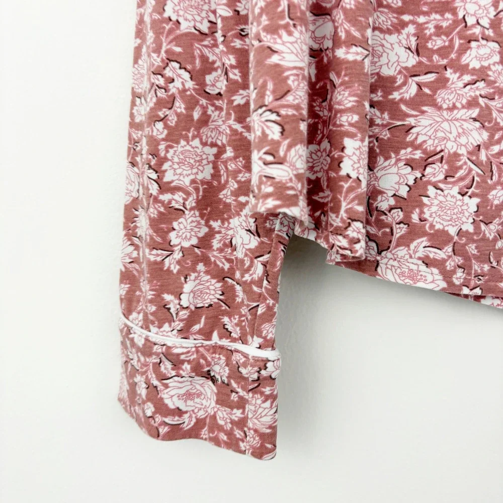 Marea by Liz Joy Pink Floral‎ Long Sleeve Pajama Top Size M Crew Neck Lounge